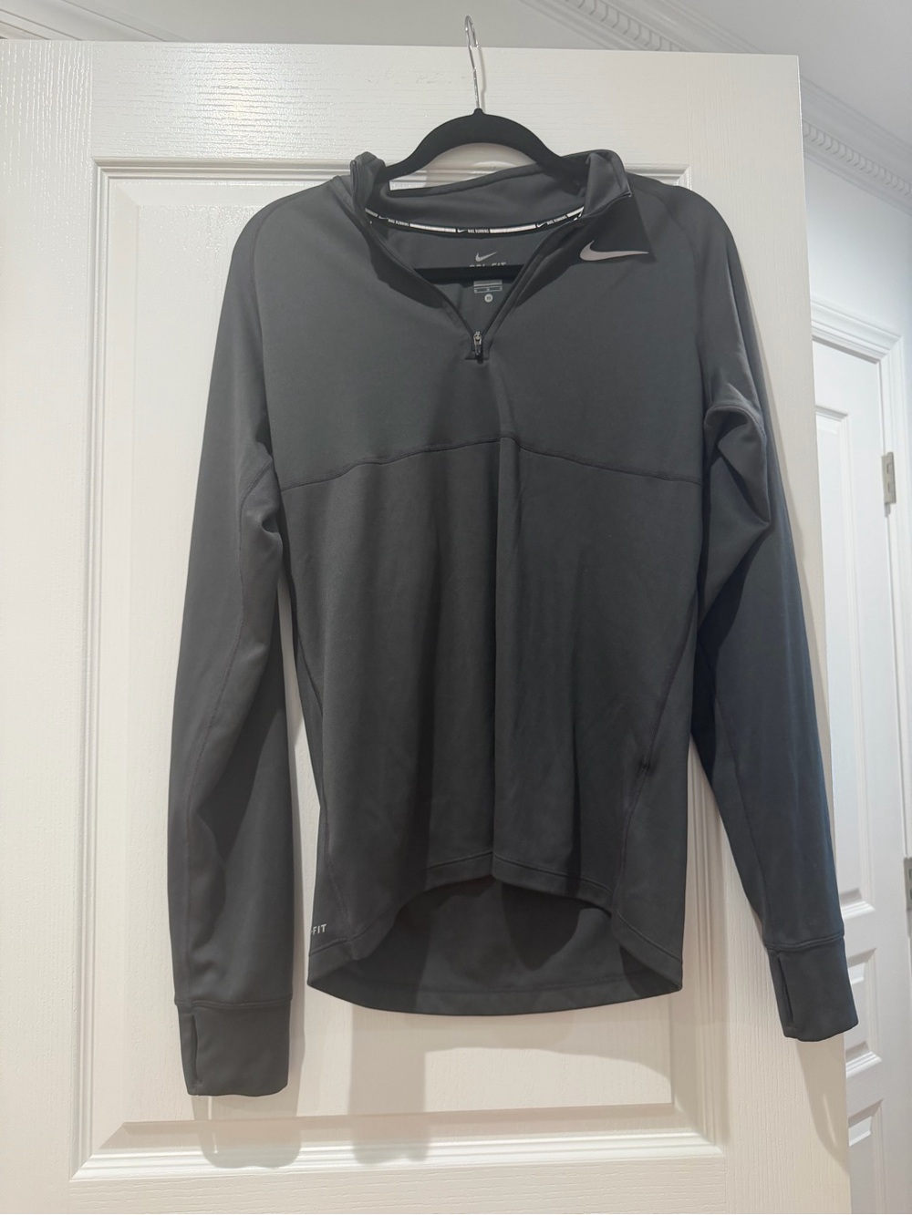 Nike Men's Black Quarter-Zip Performance Pullover Jacket